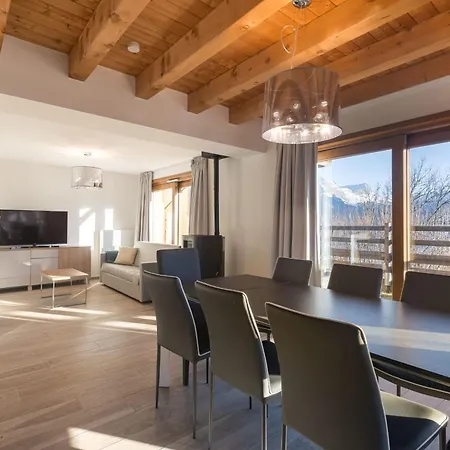 - Le Dandy Mont Blanc Views Combloux