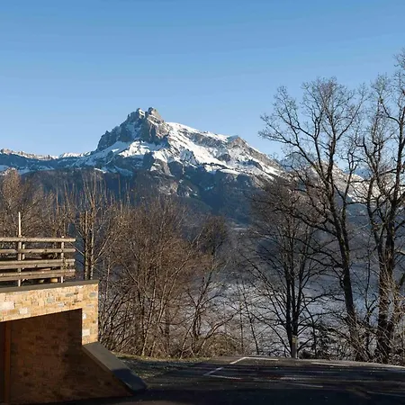 - Le Dandy Mont Blanc Views *